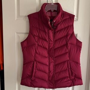 Eddie Bauer Quilted Puffer Vest - Wine